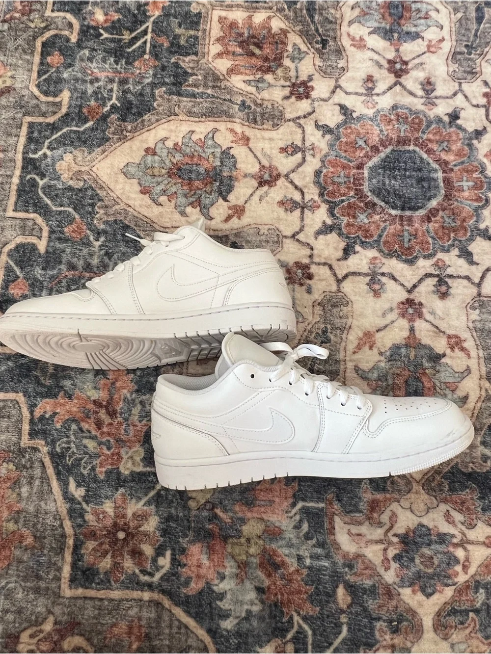Nike Air Jordan 1 Low white white worn once with Box men size 11